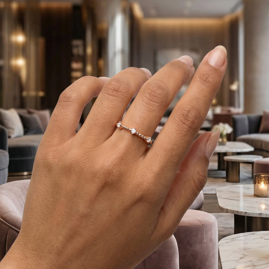 Mini Chic Rose. Minimalist Gold Ring with Diamond